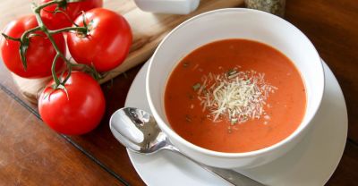 Slow Cooker Tomato Soup - Dump and Go Dinner