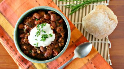 Family Favorite Easy Chili - Dump and Go Dinner