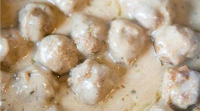 Creamy Slow Cooker Meatballs - Dump and Go Dinner