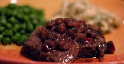 Slow Cooker Cranberry Beef Roast - Dump and Go Dinner