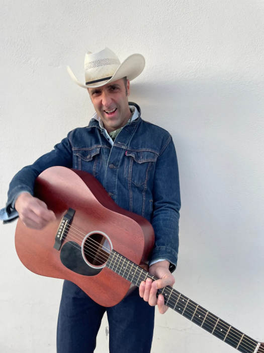 Johnny McGowan Live In The Dancehall (Open Dance Floor) Luckenbach