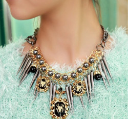 Glamzelle - Rivets & Charms Gold Necklace