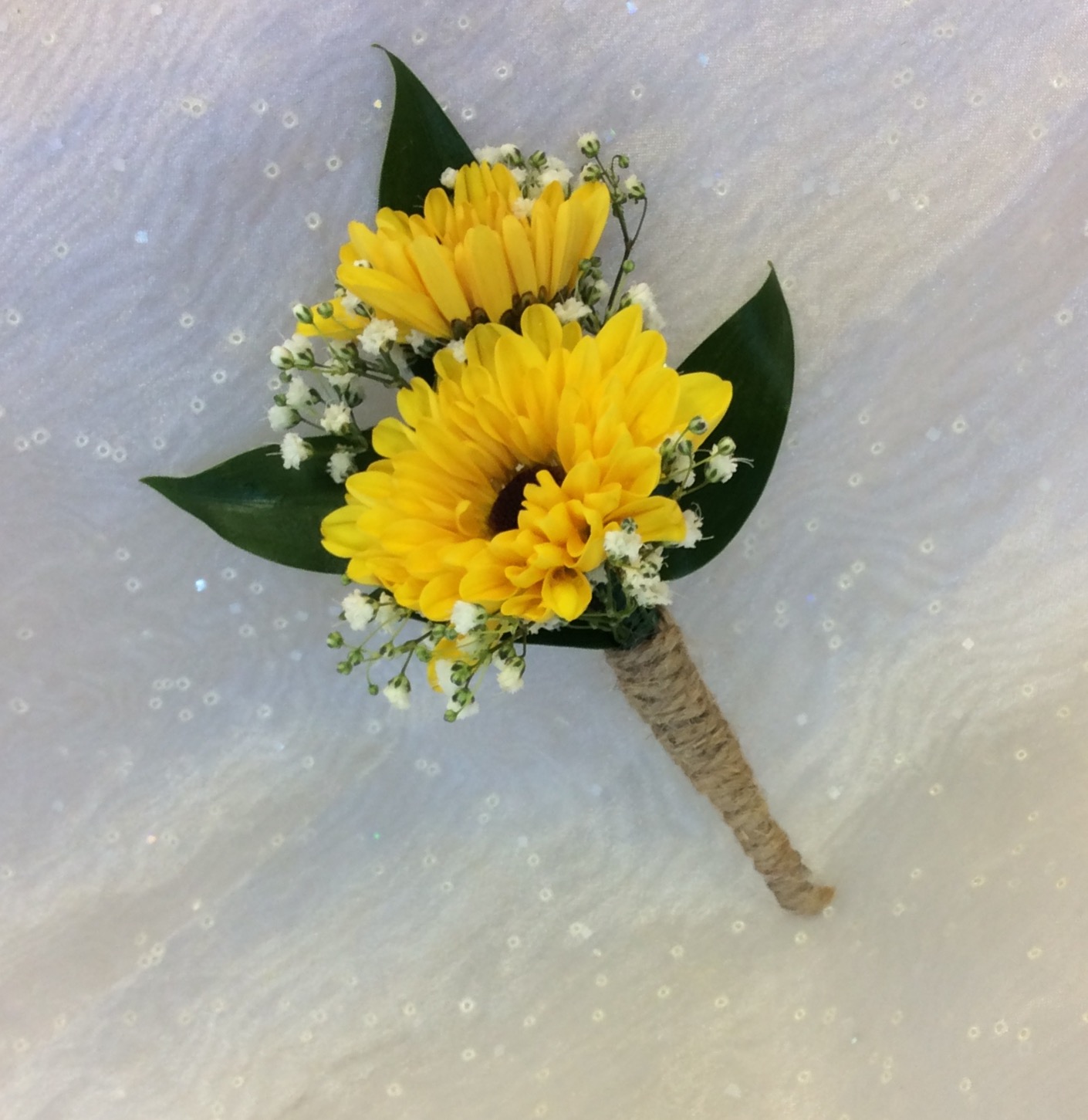 Bout 6 Yellow Viking Poms Twine Stem Wr Warrington Pa Florist
