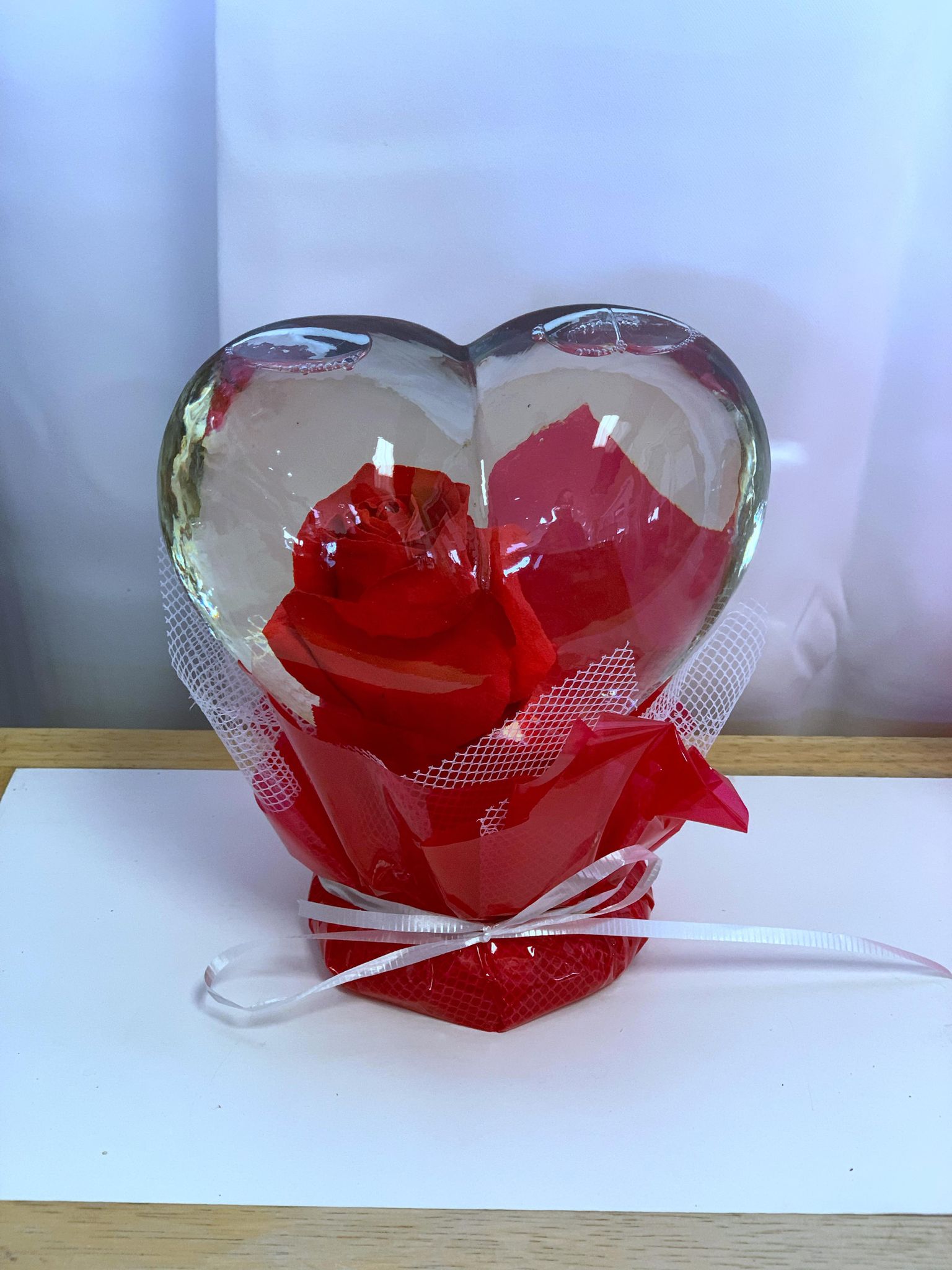 Send ROSE GLOBE - RED FLOWER in Whitby, ON - Anderson Flowers, image size:1536x2048