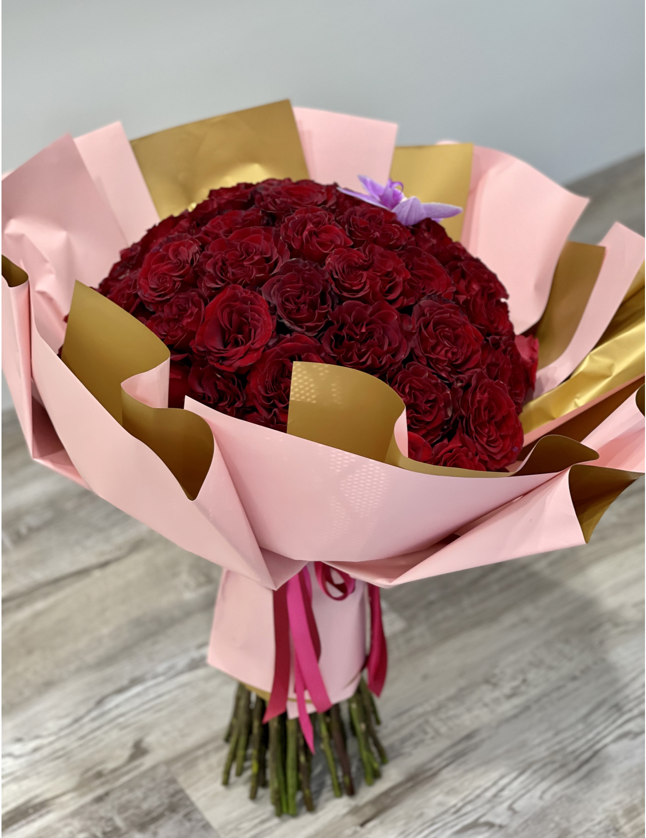 Ramo Buchon 75 red roses