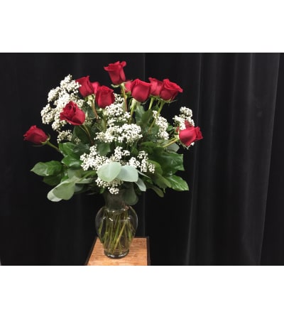 Classic Dozen Roses