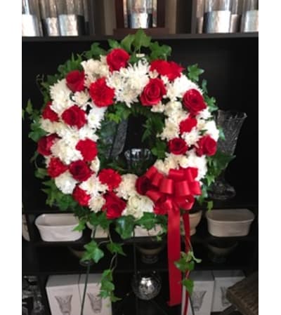 Heavenly Tide Standing Wreath
