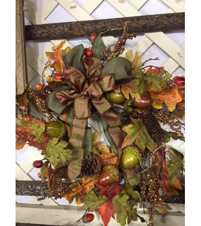 Fall Wreath with Acorns and Bow