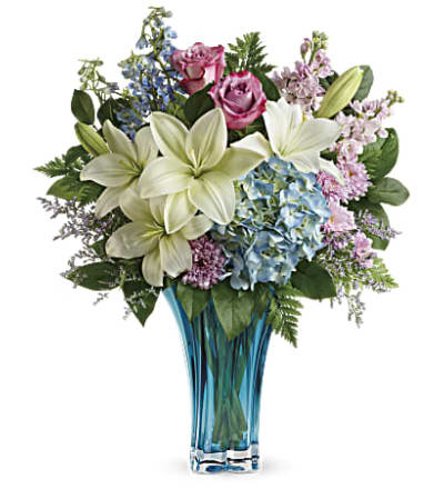 Telefloras Heart's Pirouette Bouquet