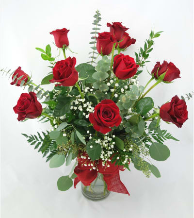 The Classic Dozen Roses