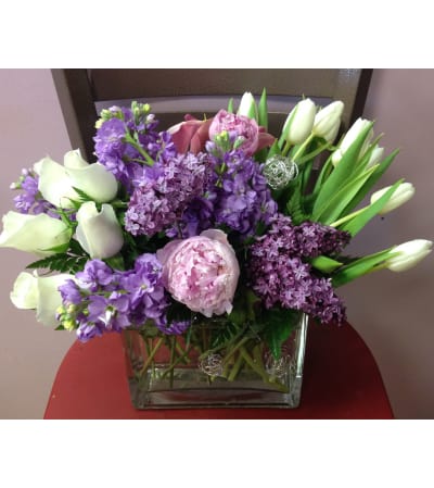 classi bouquet in lavender and white