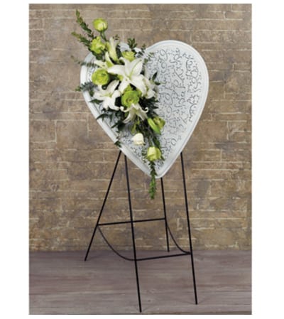 WHITE HEART W/EASEL
