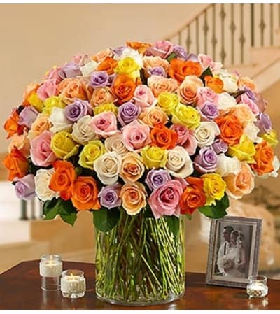 100 Premium Multicolored Roses in a Vase