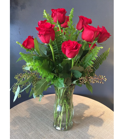 Classic Dz. Red Long Stem Roses With Greens Classic Dz. Red Long Stem Roses With Greens