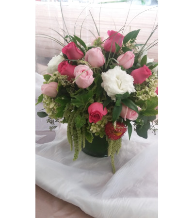 all shades of pink cylinder arrangement all shades of pink cylinder arrangement
