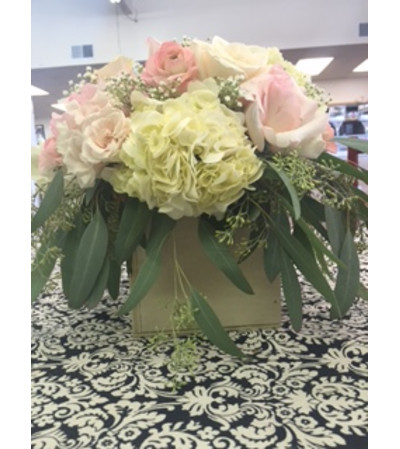 pink and white box arrangement pink and white box arrangement