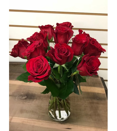Short and Sweet Red Roses Short and Sweet Red Roses