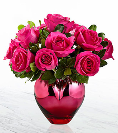 The FTD® Hold Me in Your Heart™ Rose Bouquet The FTD® Hold Me in Your Heart™ Rose Bouquet