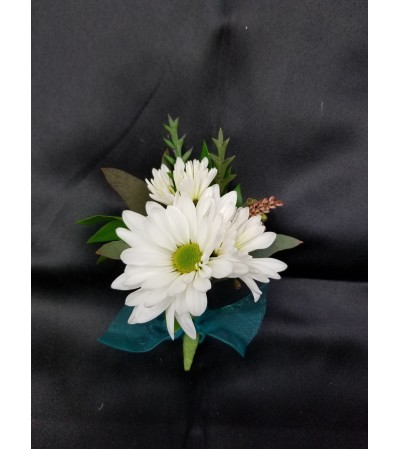 Simply Daisies Boutonniere Simply Daisies Boutonniere