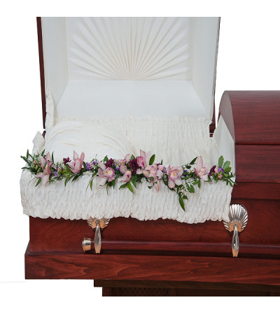 Forever Cherished Garland DW Forever Cherished Garland DW