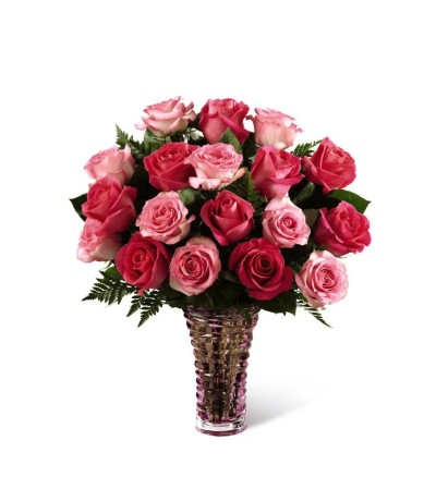 The FTD® Royal Treatment™ Rose Bouquet The FTD® Royal Treatment™ Rose Bouquet
