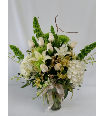 Elegant Christmas Bouquet Elegant Christmas Bouquet