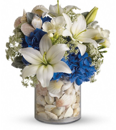 Everything's Beachy by Teleflora Everything's Beachy by Teleflora