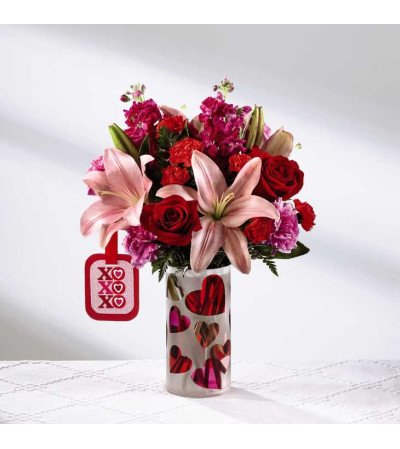 The FTD® Love You XO™ Bouquet by Hallmark The FTD® Love You XO™ Bouquet by Hallmark