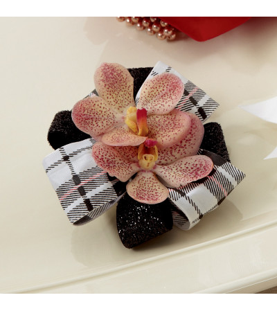 The FTD® Crazy For You™ Wristlet The FTD® Crazy For You™ Wristlet