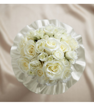 The FTD® Sweet Roses™ Bouquet The FTD® Sweet Roses™ Bouquet