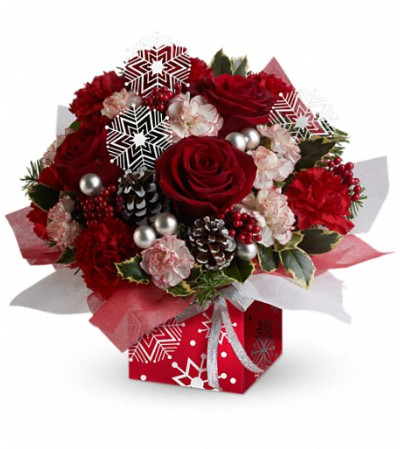 Teleflora's Snow Flurries Present Perfect Teleflora's Snow Flurries Present Perfect