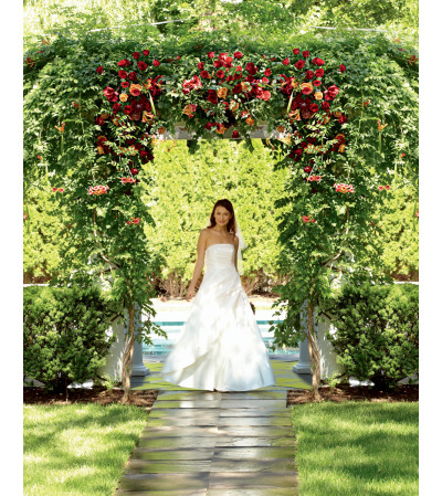 The FTD® Arbor of Love™ Archway The FTD® Arbor of Love™ Archway