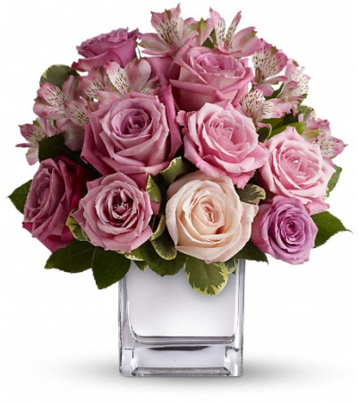 Teleflora's Rose Rendezvous Bouquet Teleflora's Rose Rendezvous Bouquet