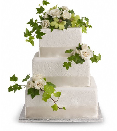 Roses and Ivy Cake Decoration Roses and Ivy Cake Decoration