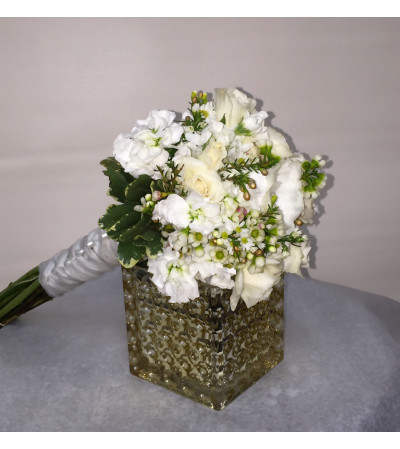 Communion Bouquet All White Flowers Communion Bouquet All White Flowers