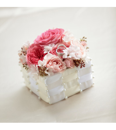 The FTD® Flower Jeweled™ Ring Box The FTD® Flower Jeweled™ Ring Box