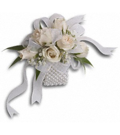 White Whisper Wristlet White Whisper Wristlet
