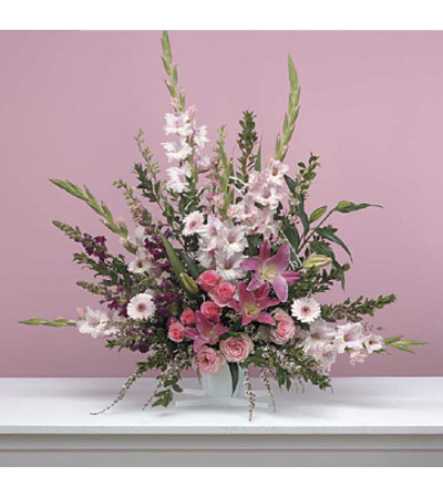 Traditional Pink Arrangement Traditional Pink Arrangement