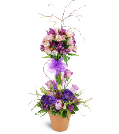 Elegant Embrace™ Topiary Elegant Embrace™ Topiary