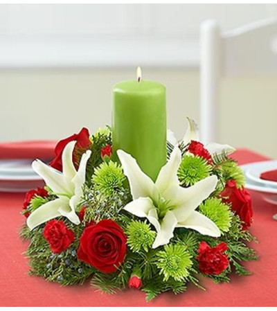 Classic Christmas Centerpiece - Pillar Classic Christmas Centerpiece - Pillar