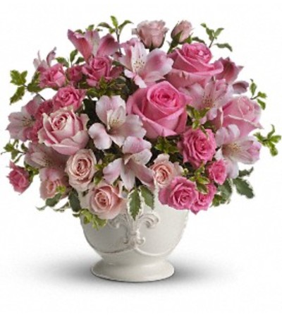 Pink Potpourri Centerpiece Pink Potpourri Centerpiece