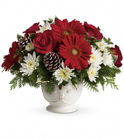 Teleflora's Simply Merry Centerpiece Teleflora's Simply Merry Centerpiece