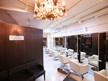 Cubic Hair 東陽町駅前店の店内