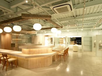 OX CREATION 小倉≪オックスクリエーション≫の店内
