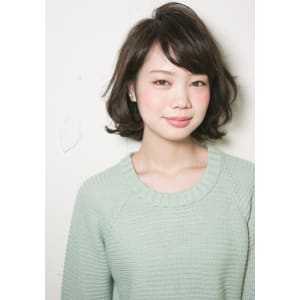 フェミニンボブ