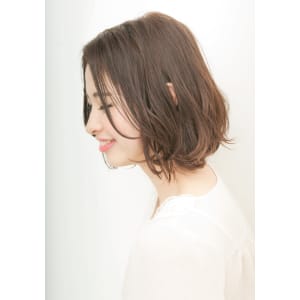 【ANTI】揺れるような毛束のヌーディボブ（DOKA）