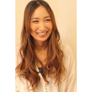 センターパートなのに大人かわいい♪♪無造作カール♪♪