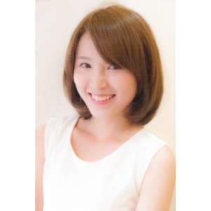 大人かわいいフェミニンボブ