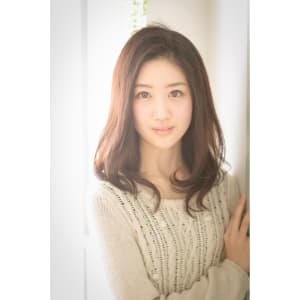 ニュアンスカール　ガーリーロング　ふんわりロング　モテロング