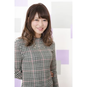 ツヤ髪ミディアム